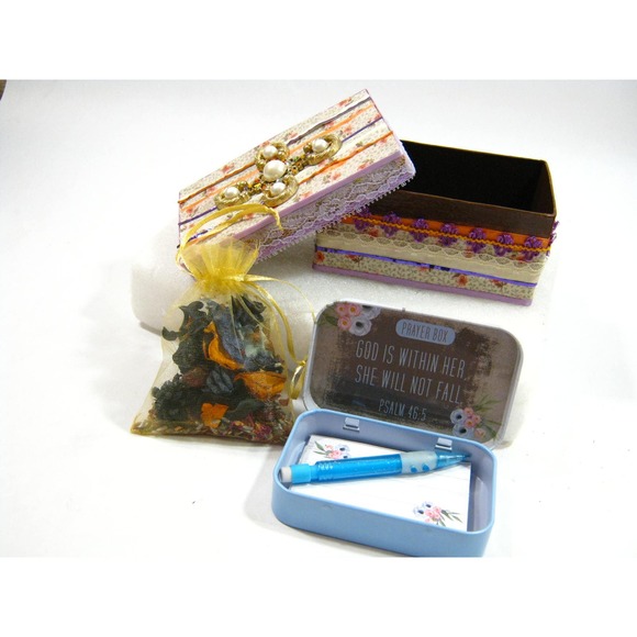 Handcrafted Keepsake Jewelry Trinket Prayer Box for Mementos Photos Desk Items - Picture 7 of 8